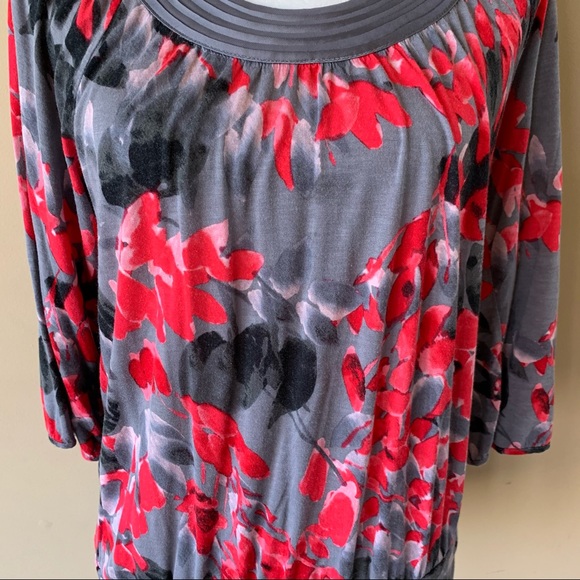 Elle Small Gray Pink Flower Floral Shirt Top - Picture 2 of 4